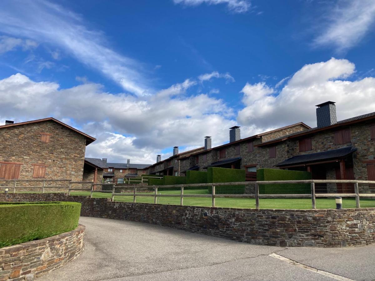 Casa Argelaga Lägenhet Sainte-Léocadie Exteriör bild